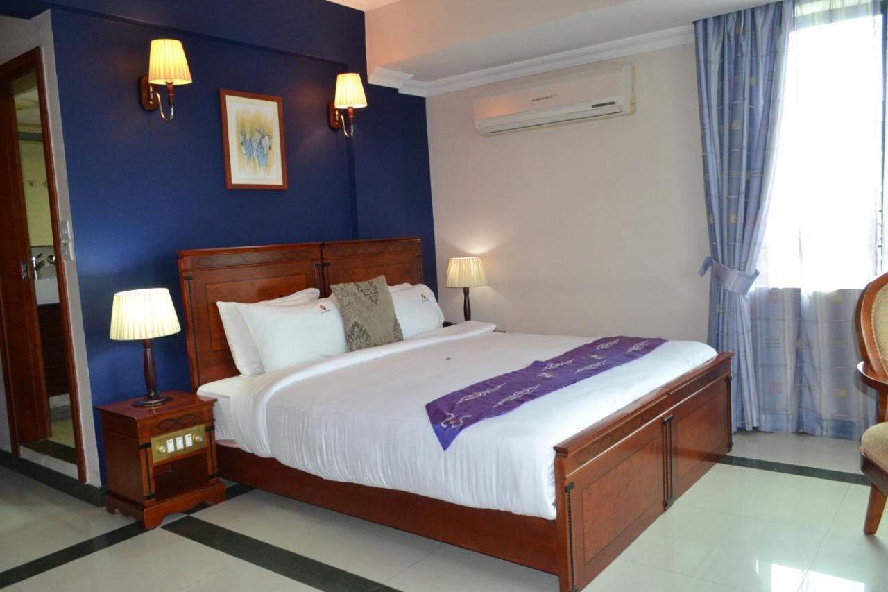 Hotel Nikko Towers Dar es Salaam Exteriör bild